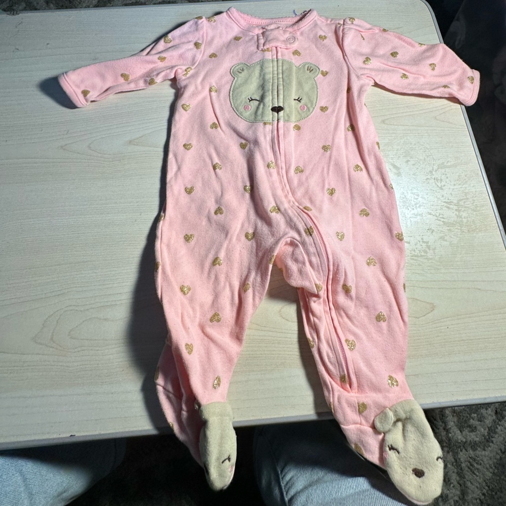 Newborn girls onesie with footies
